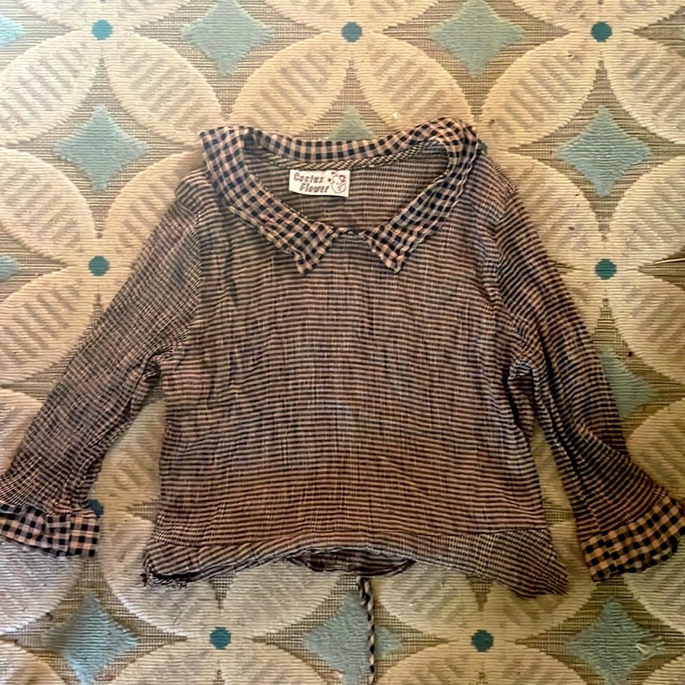 Vintage Cactus Flower long sleeve semi cropped blouse